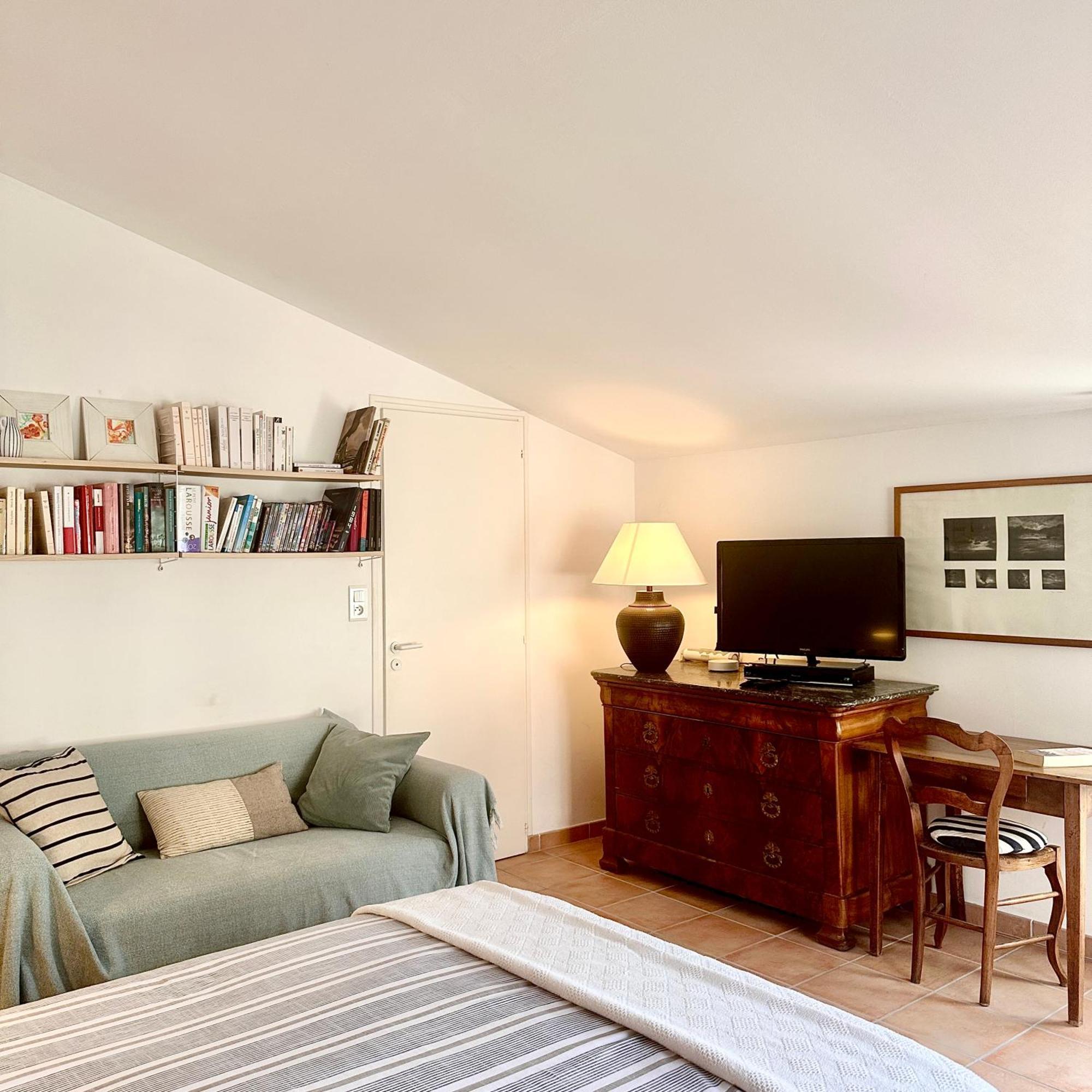 Villa "Mignon" Avec Studio Independant, Tout A Pied, Plage A 4 Mn, 6 Pers, 2 Sde Saint-Jean-de-Monts Kültér fotó