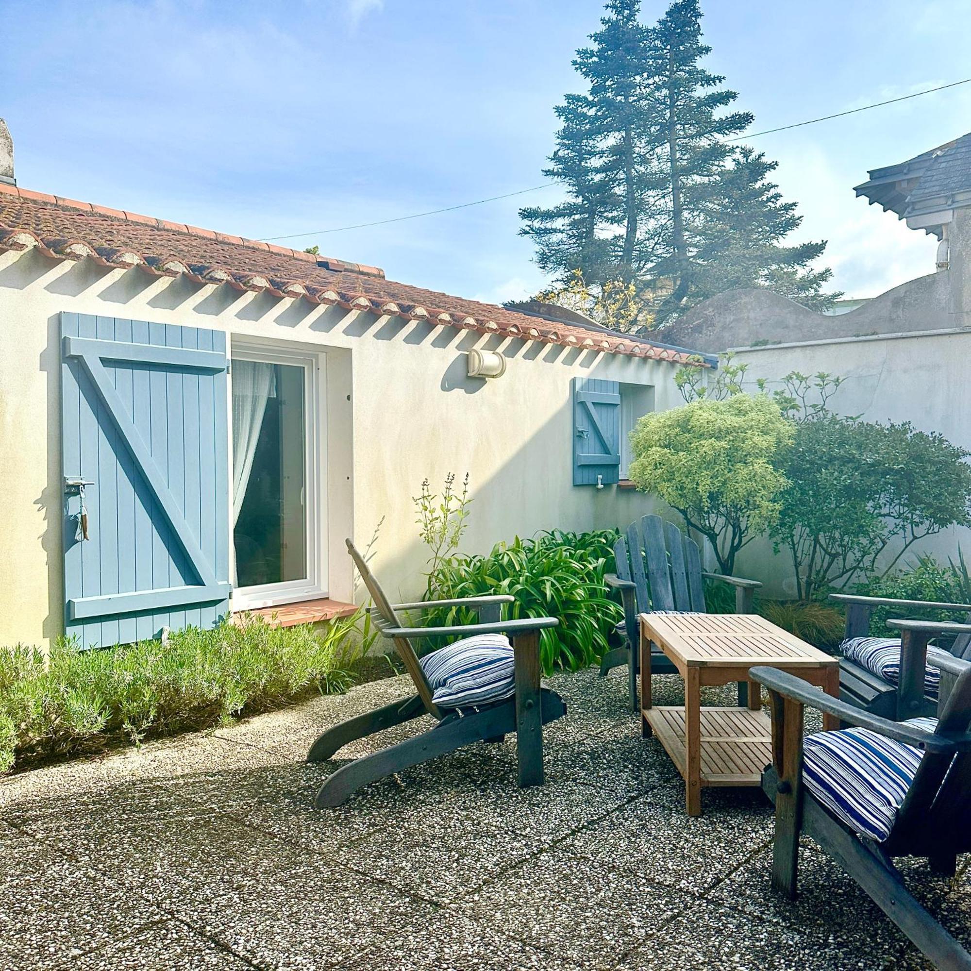 Villa "Mignon" Avec Studio Independant, Tout A Pied, Plage A 4 Mn, 6 Pers, 2 Sde Saint-Jean-de-Monts Kültér fotó